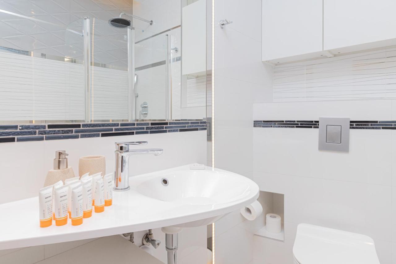 Batorego 7 Gdynia Apartments By Noclegi Renters Екстериор снимка